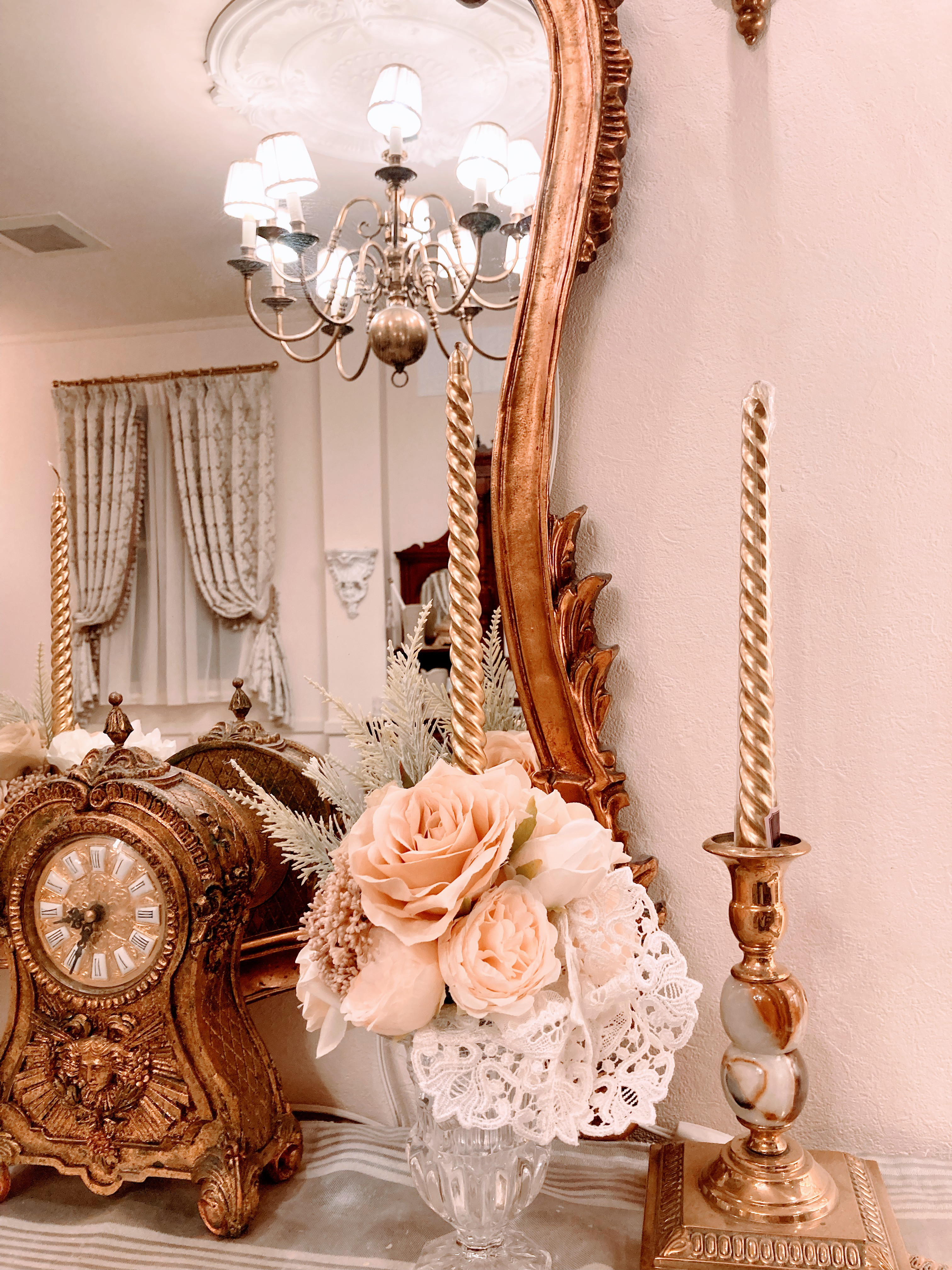 rococo White Rose goldcandleFlower arrangement handmade