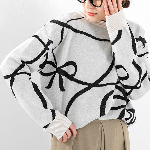 【全３色】これからの時期にオススメ！蒸れにくい綿混ニット 線描きリボン柄 25020 1枚目の画像