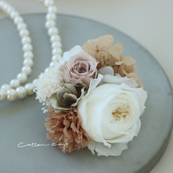 プリザーブドフラワーのコサージュ 入学式 卒業式 結婚式に 1枚目の画像