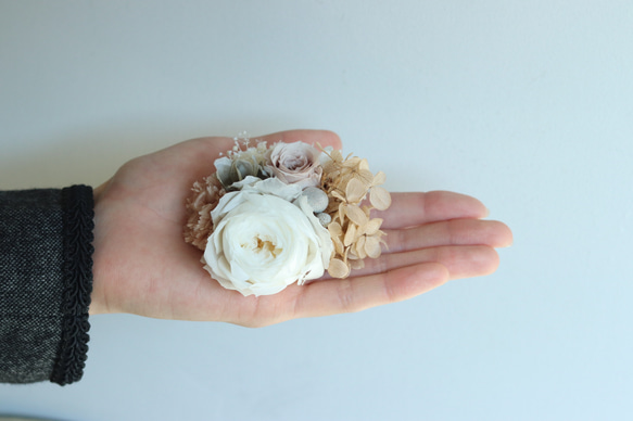 プリザーブドフラワーのコサージュ 入学式 卒業式 結婚式に 10枚目の画像