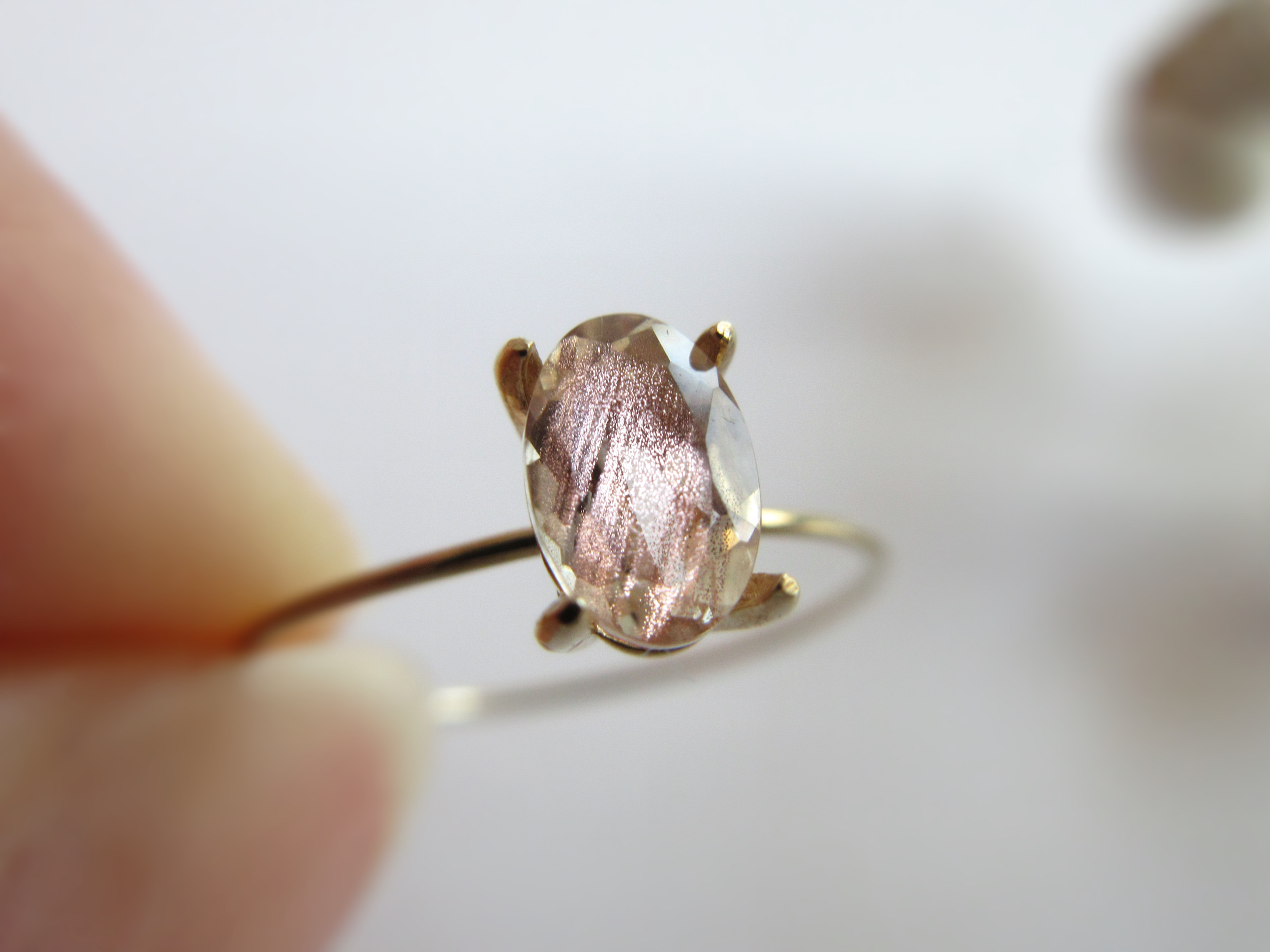 K10【希少石】6×4mm美粒「オレゴンサンストーン」リング【一点のみの】