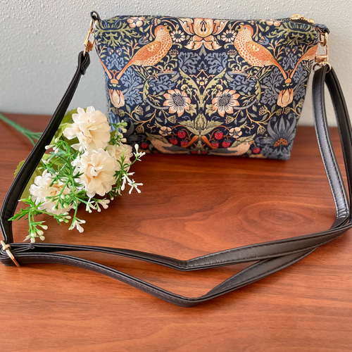 ウィリアム・モリス『いちご泥棒』ポシェット ショルダーバッグ