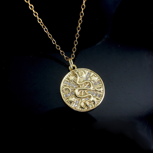 2025年運気上昇！金のヘビネックレス（期間限定50%OFF） 2025年 限定 干支 巳年 コイン 蛇 ヘビ Snake Coin ペンダント