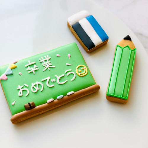 入学・卒業祝いアイシングクッキー クッキー モンプティクーアイシング