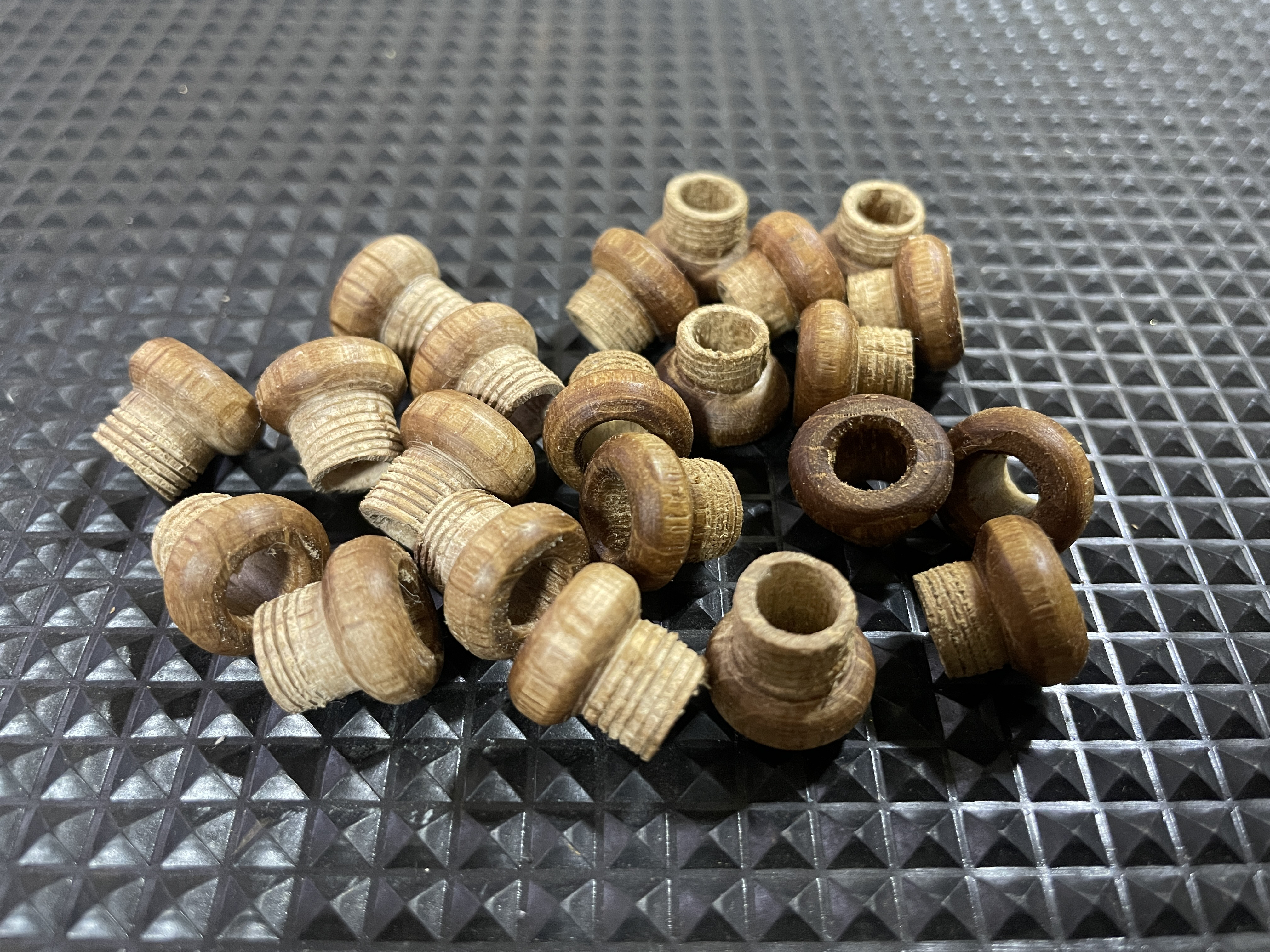 アンティーク ソケットランプ　■真鍮/ペンダント/照明/ライト/木製　B123