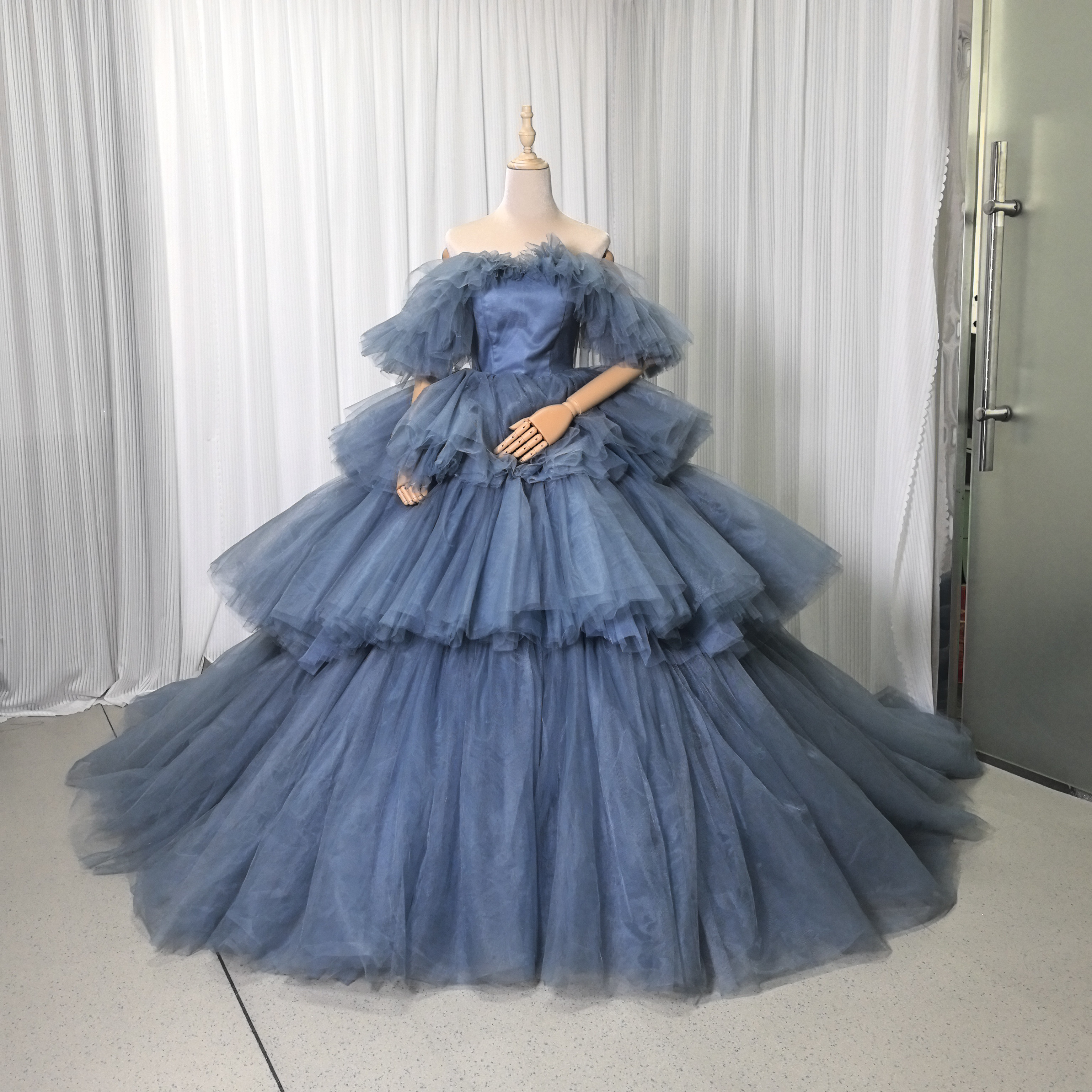 『Bourgeois～ブルジョアドレスタキシードスカート～』ノアール Bourgeois～ブルジョアドレスタキシードスカート～』ノアール