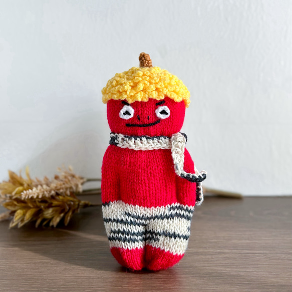 ちょっぴりにやけ顔な赤い鬼のあみぐるみ その他置物 編み物屋 ami