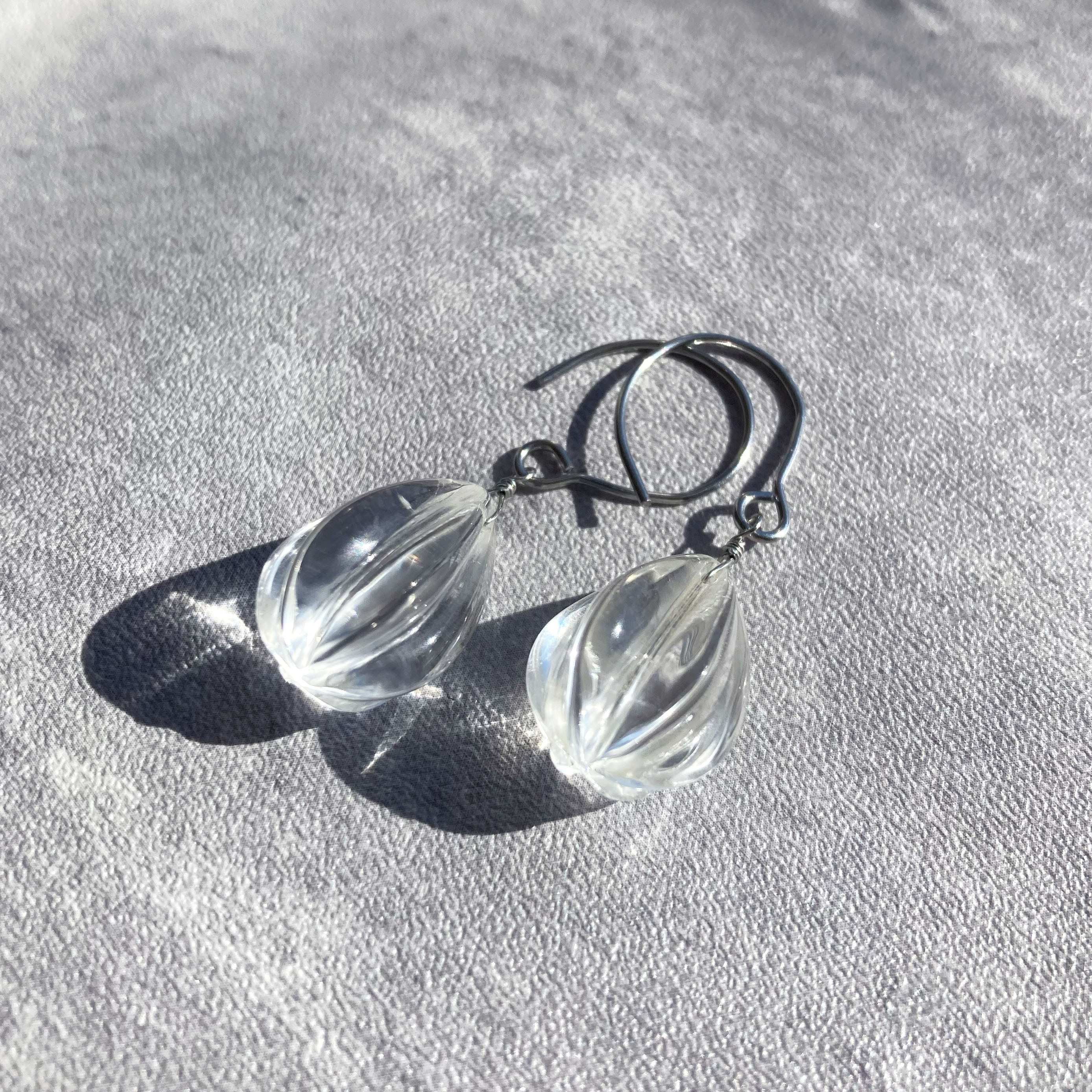 カット入りクリスタルクォーツ ドロップピアス