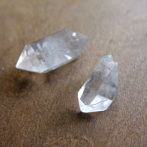 両剣水晶 国産 ダブルターミネイデッド 貴重 クリスタル（水晶） ダブルポイント（両剣水晶、ダブルターミネ