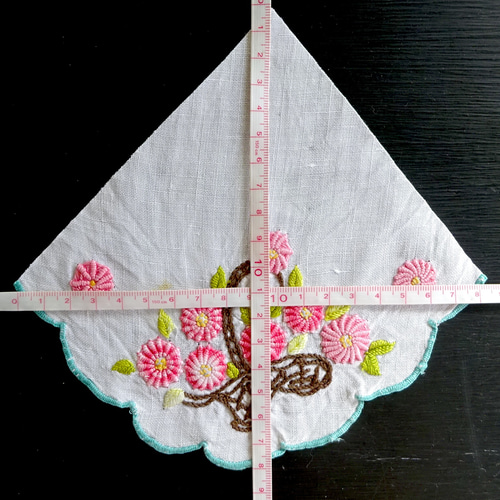 ◆フランスアンティーク｜手編みボビンレース付け襟素材、手作り白糸刺繍、透け感白 France アンティークレース付け襟 f / de0155 | Petit Musée | プチミュゼ