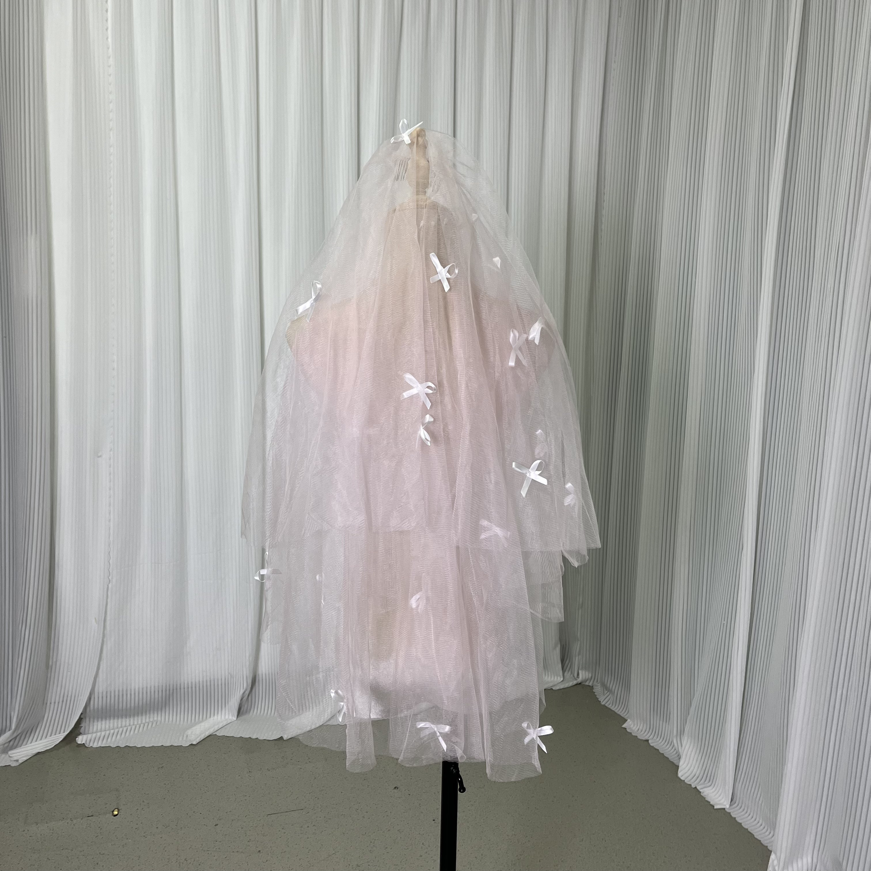 送料無料！ショートベール 可愛い ピンク リボン コーム付き 花嫁/ウェディングドレス