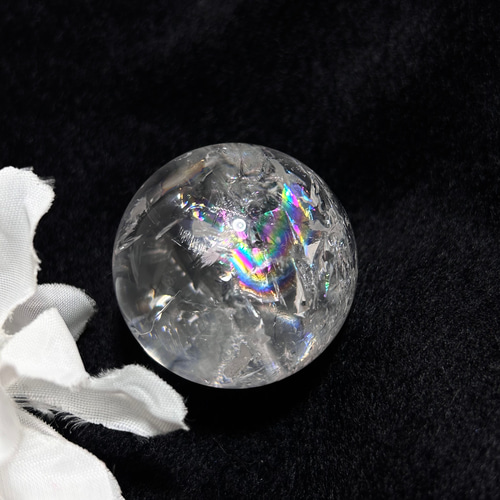 キラキラ 透明感 アイリスクォーツ（水晶）スフィア 約33mm 1個 穴