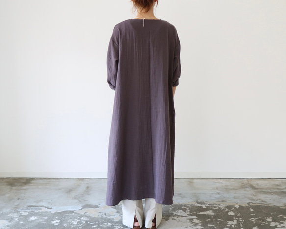 ふわふわ厚みが2倍／ゆったりリラックスワンピース／厚手ダブルガーゼワンピース／オーバーサイズ／ルームウェア／チャコール 10枚目の画像
