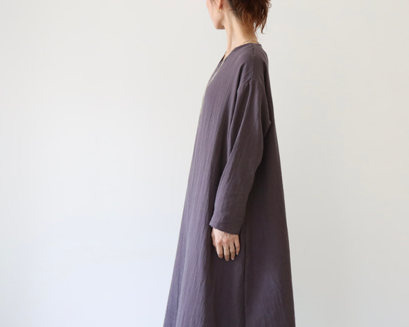 ふわふわ厚みが2倍／ゆったりリラックスワンピース／厚手ダブルガーゼワンピース／オーバーサイズ／ルームウェア／チャコール 5枚目の画像
