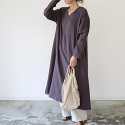 ふわふわ厚みが2倍／ゆったりリラックスワンピース／厚手ダブルガーゼワンピース／オーバーサイズ／ルームウェア／チャコール 6枚目の画像