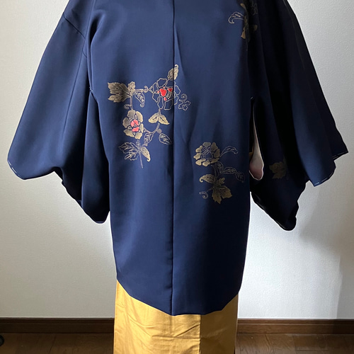 正絹 袷羽織 ミッドナイトブルーに絵羽模様刺繍花柄 着物 さまだ