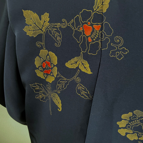 美品✨️正絹✨️羽織 墨絵風草花文様 グレー ネイビー 上品和モダン 着物 訪問着 楽天市場】夏 羽織 紋紗 正絹 絵羽 フルオーダー 仕立て付き