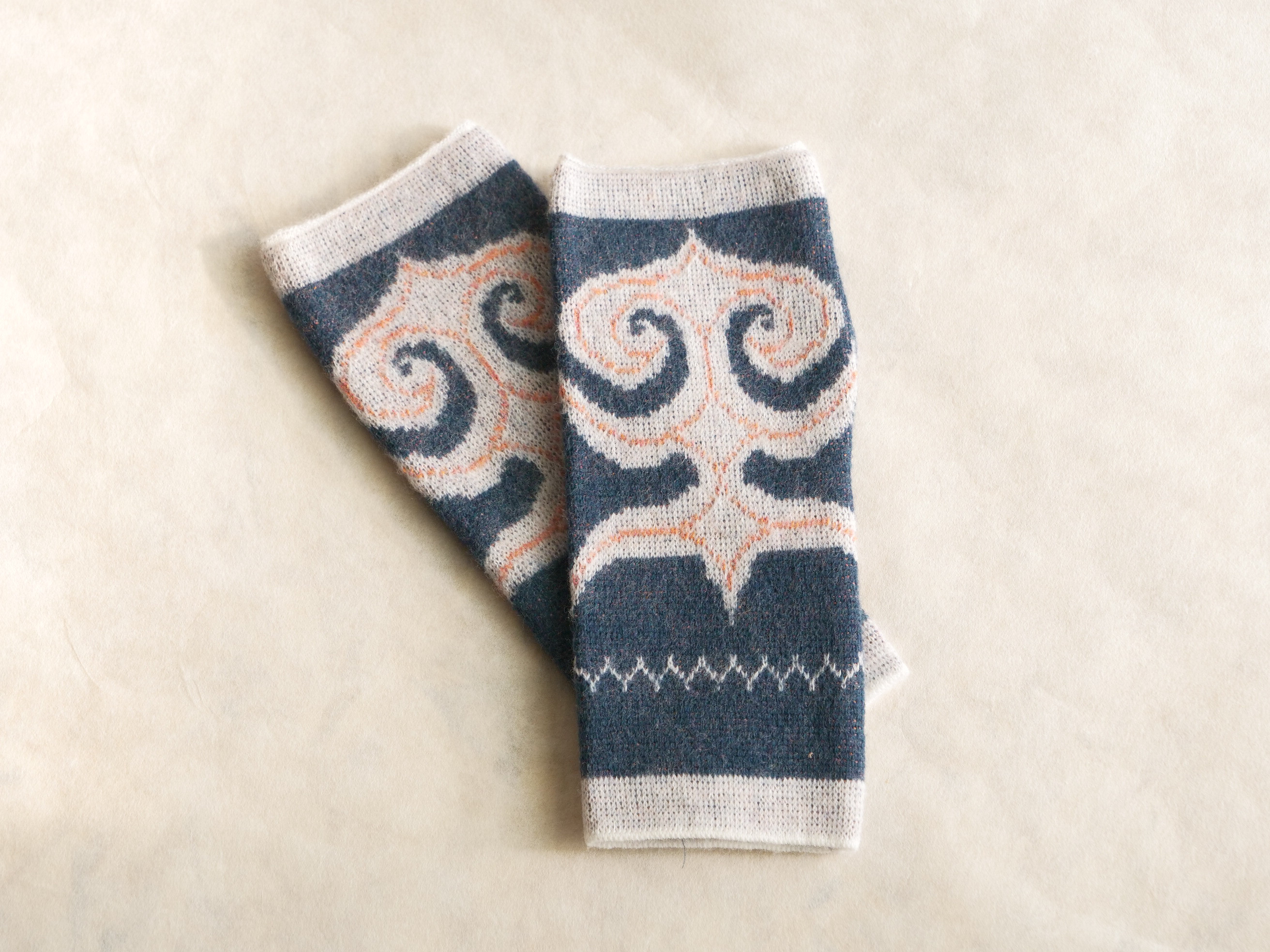 関根真紀デザイン アイヌ　チヂリ