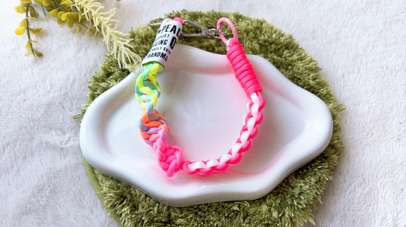 再販】パラコード✶スマホストラップ✶ショート手首用✶ハンド