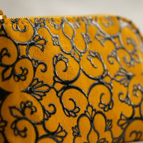 アイヌ文様×甲州印伝 角ドル・コインケース 【関根真紀 デザイン