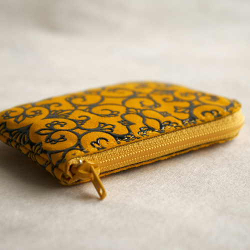 アイヌ文様×甲州印伝 角ドル・コインケース 【関根真紀 デザイン