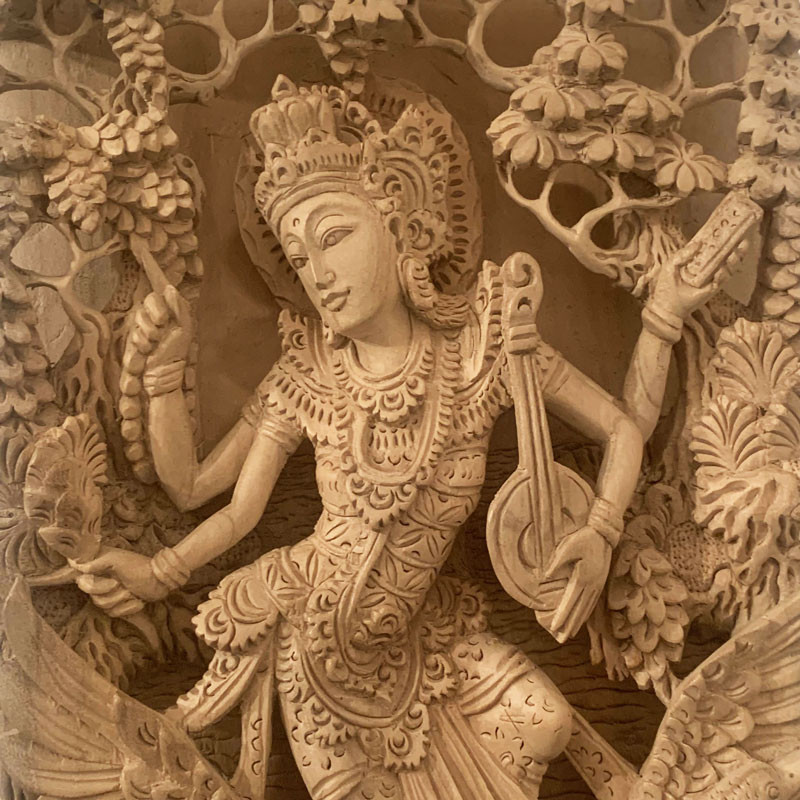 バリカービング(木彫り）パネル サラスワティ 2207-4