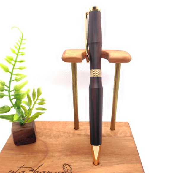 黒檀の回転式ボールペン 2枚目の画像
