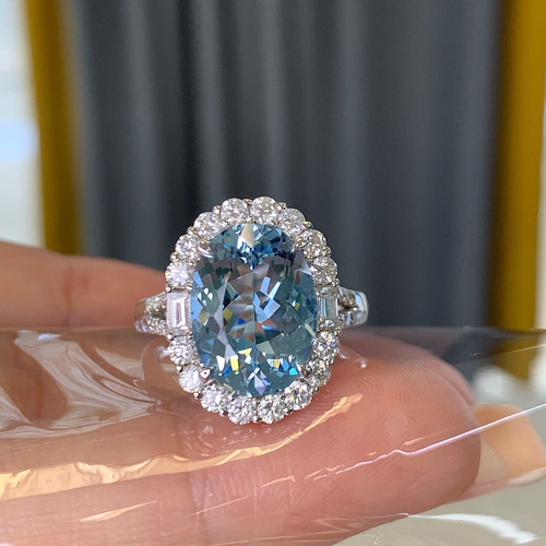 K18 天然サンタマリアアクアマリン 天然ダイヤモンド リング 3.65ct 3