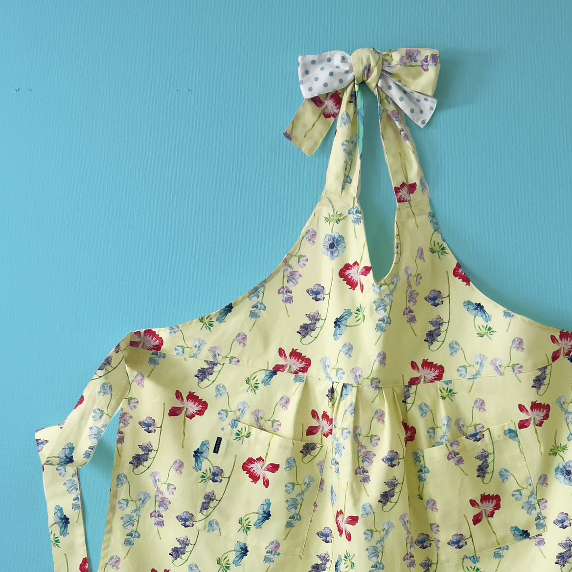 エプロンおしゃれ　花柄　スイートピー　綿100％　オックス　国産　母の日　ギフト　プレゼント　妻プレゼント