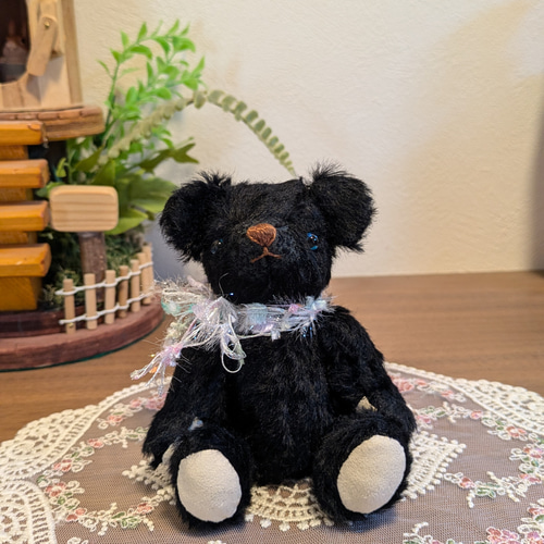 つぶらな瞳が可愛らしいミニテディベア ぬいぐるみ ikubear 通販