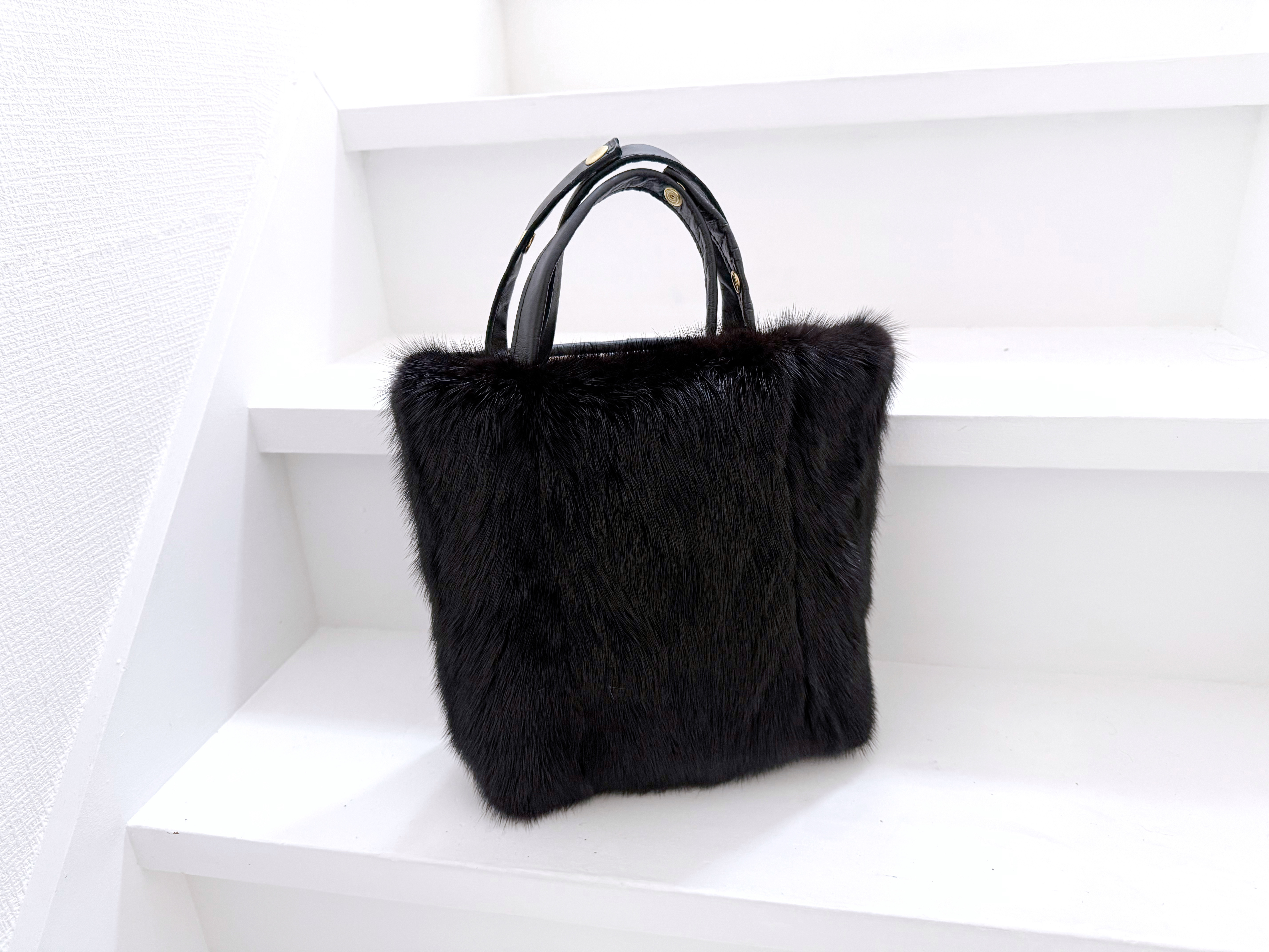 軽量 とっても 軽い 高級 ブラック ミンク リアル ファー 本革 レザー