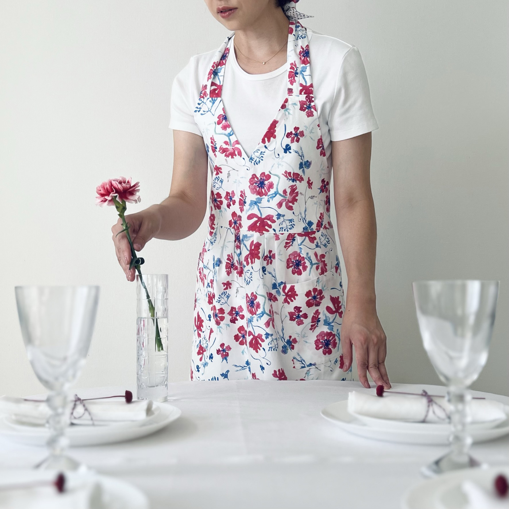 エプロンおしゃれ　花柄　アネモネ　綿100％　オックス　国産　母の日　ギフト　プレゼント　妻プレゼント