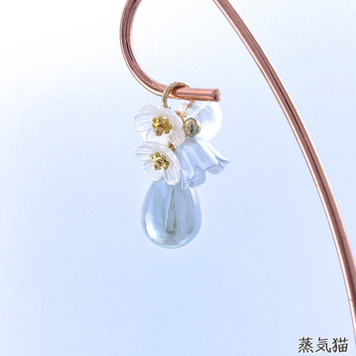 フラワータッセル 雨音の雫パールチャーム2個【a5016ピアス イヤリング