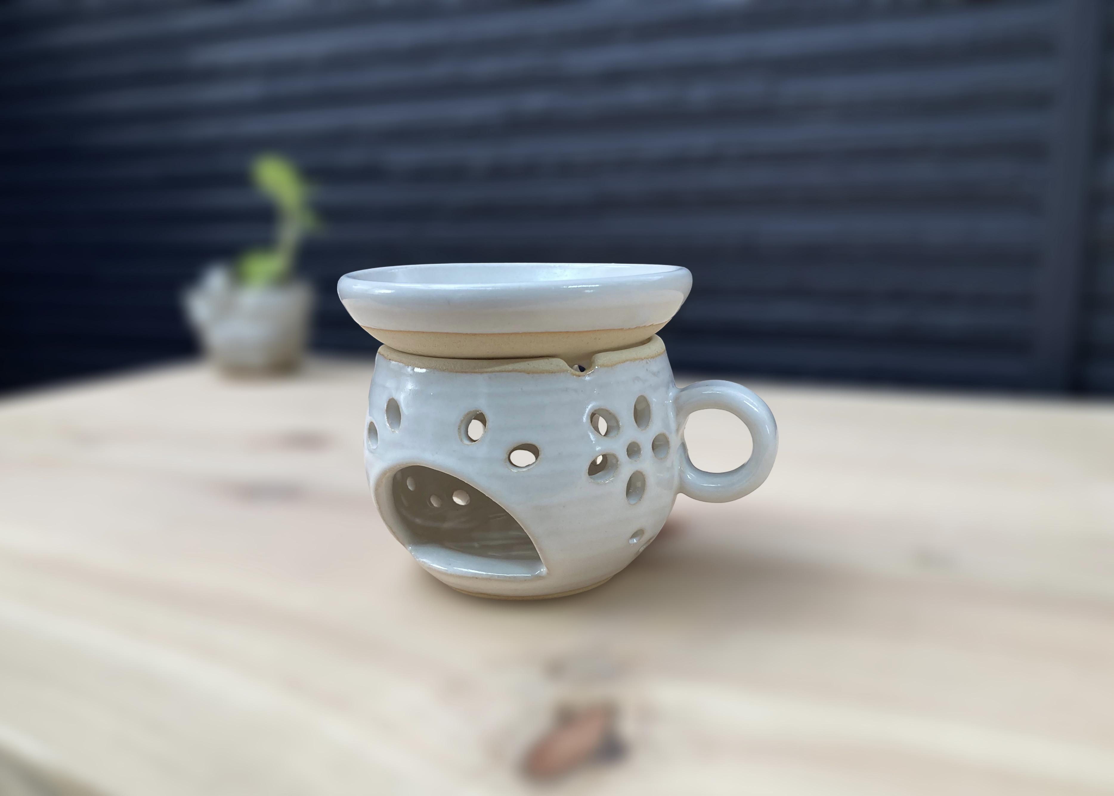 黄磁香炉　陶芸品 es cup〈M〉 黄磁釉 180g - Hasami Life | 波佐見焼の通販サイト
