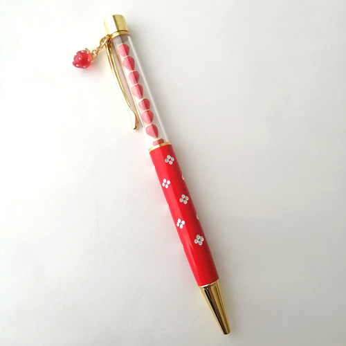 大人気【かわいい苺ボールペン♡】【苺チャーム付きにできます】【替え