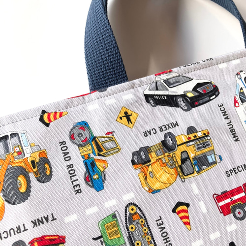 はたらく車のレッスンバッグ グレー×くすみブルー 男の子 入園入学2026