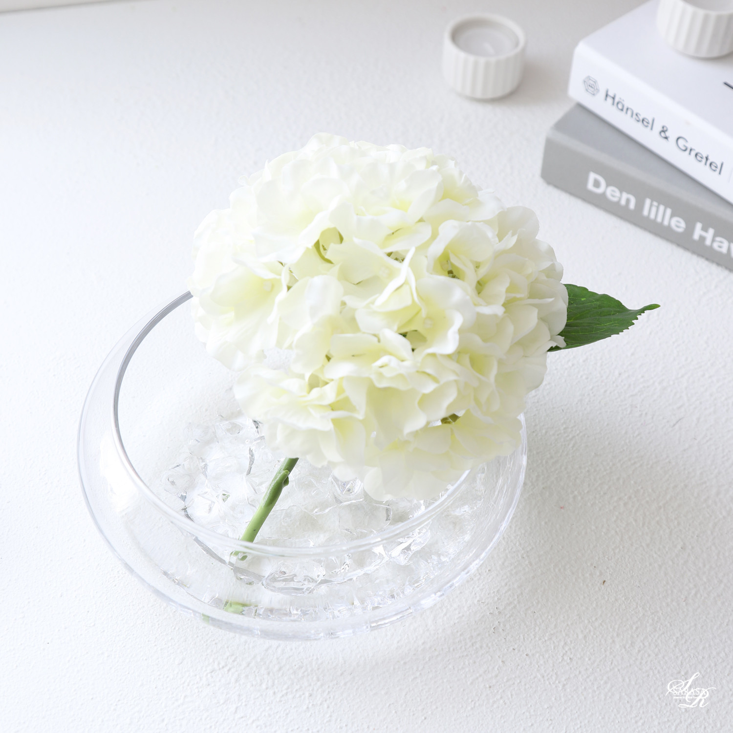 (マジカルウォーターアレンジ)ホワイトあじさい
