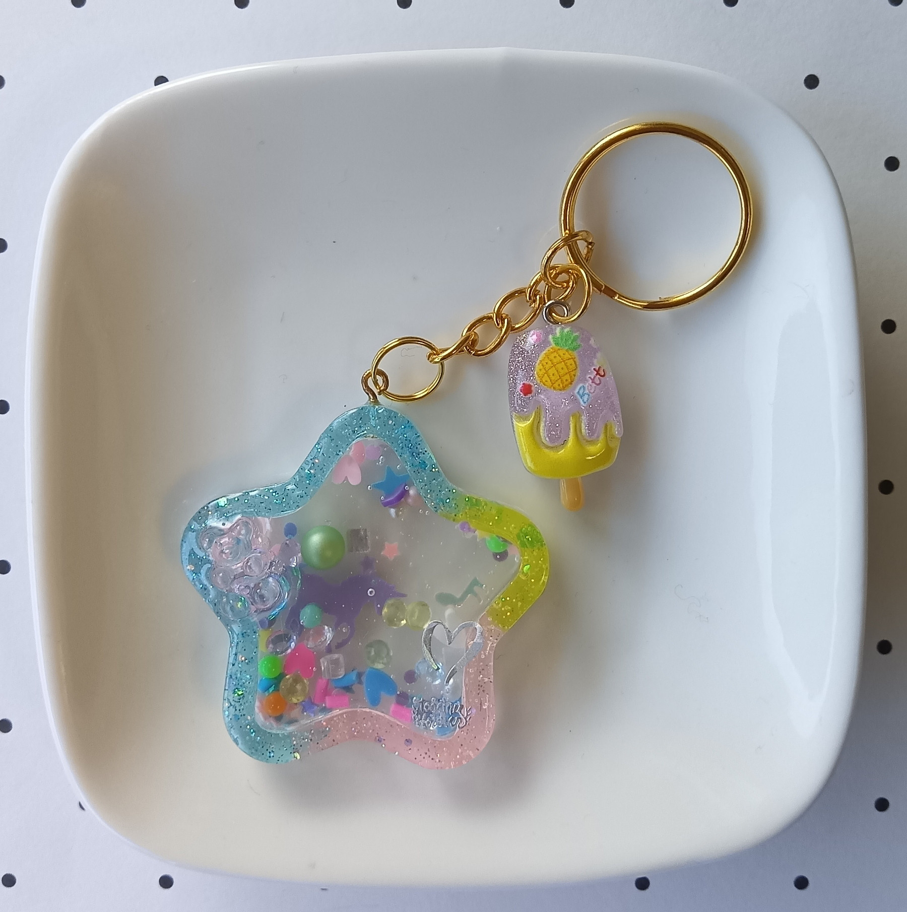 シャカシャカキーホルダー　ブルー星づくしポットシェイカー