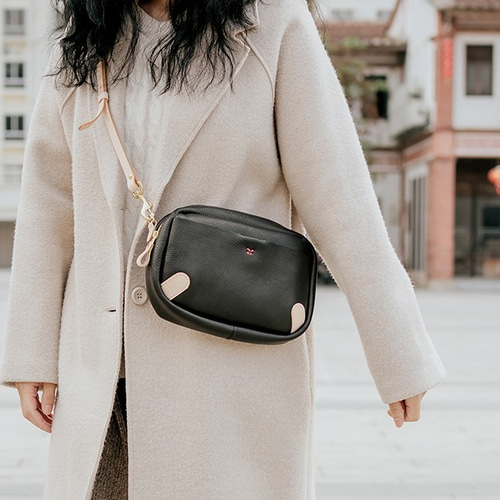 切線派】本革手作りソフトショルダーバッグ ショルダーバッグ TANGENT  