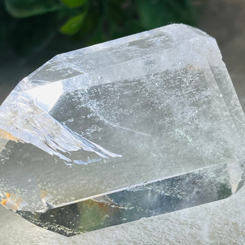 コパー（銅）内包 レインボー クリスタル 水晶 ポイント
