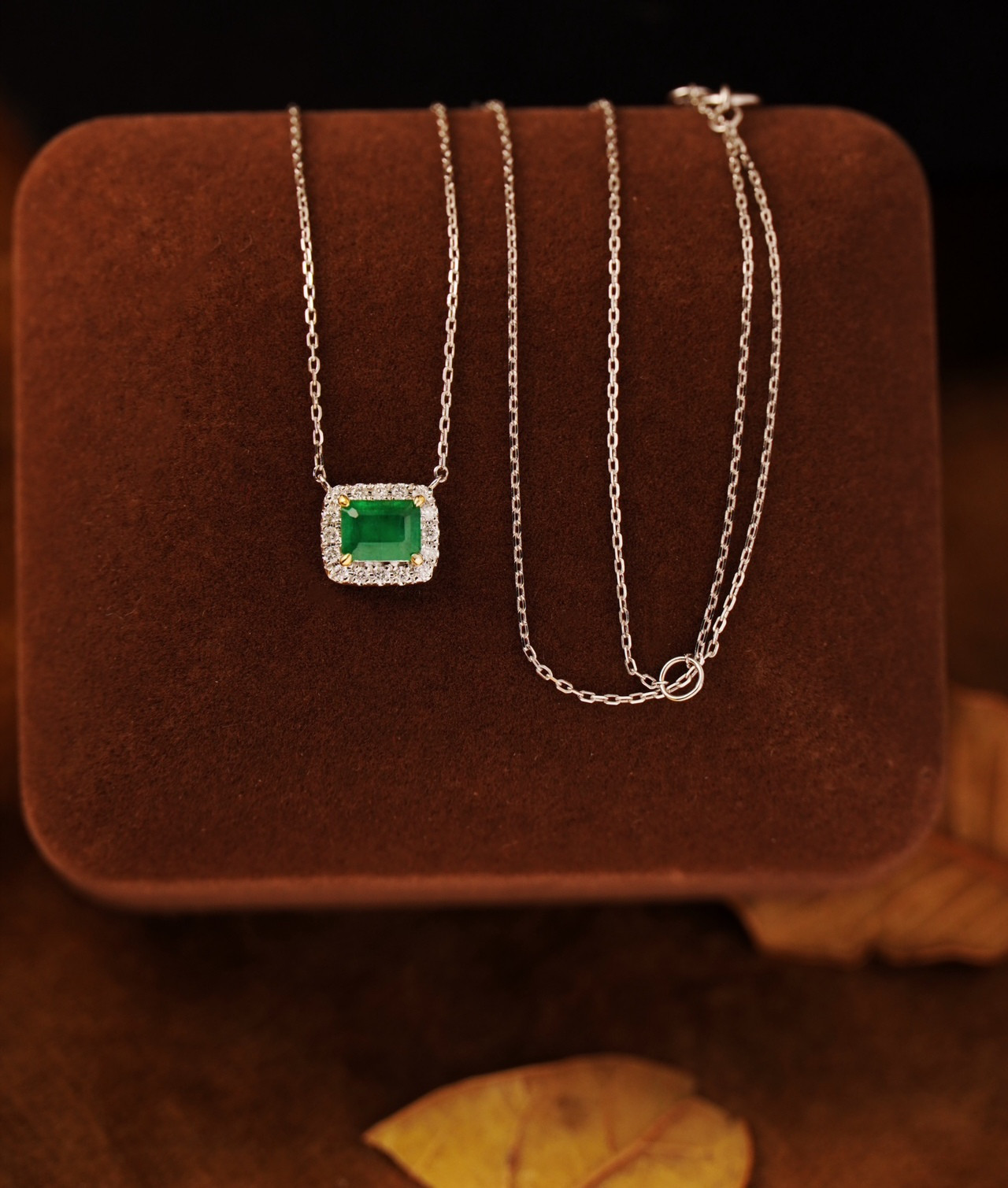 天然ダイヤモンド付きエメラルドネックレスk18