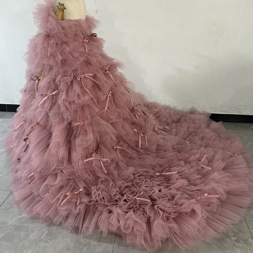 もこもこピンクカラードレス チュールドレス フリルオフショルダー
