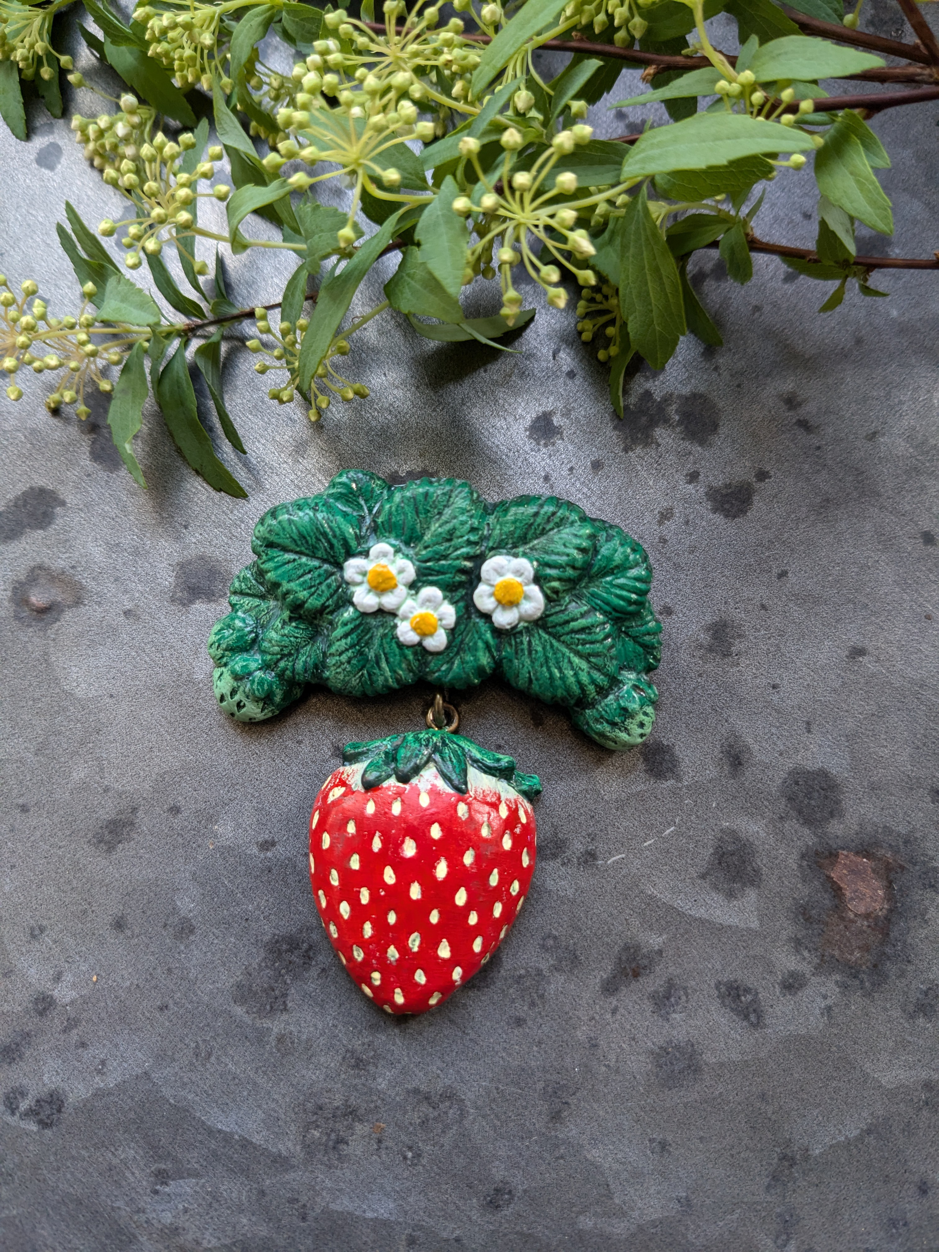 展示　樹脂粘土　いちご　チャーム 楽天市場】即日発送！立体いちごチャーム イチゴパーツ いちご