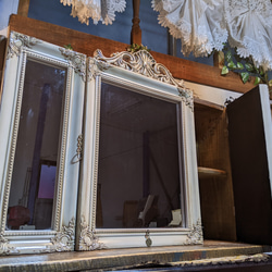 アンティークなミラーキャビネット アンティーク額縁 ドレッサー