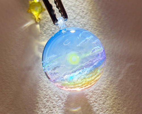 536彩空(いろそら)　雲レジン⭐︎空レジン⭐︎レジンアクセサリー 受注制作/M size】空レジン-暁光 透明感/プレゼント/雲/空 ペンダント