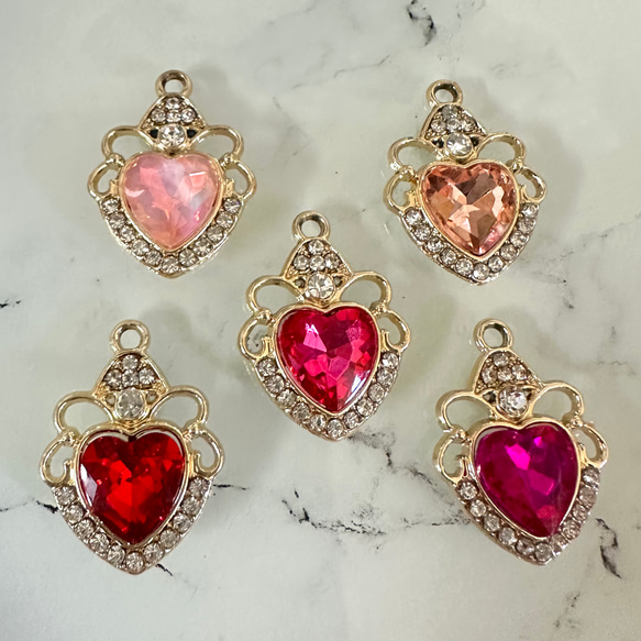 FLOWER GARDEN COLORFUL HEART KEY RING（お花と蝶のチャーム