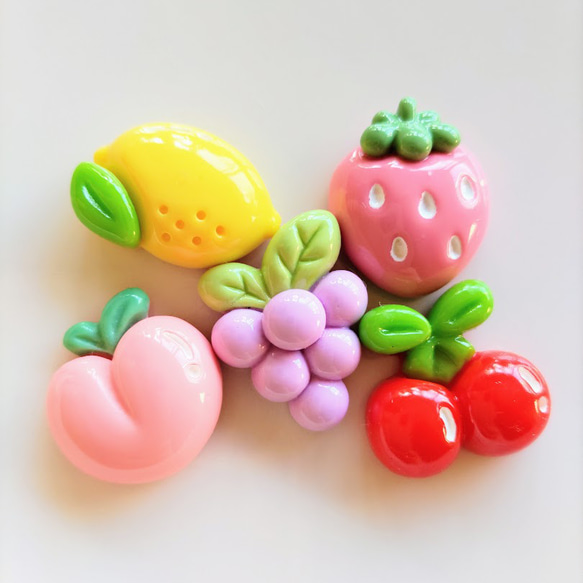 15～20mm　フルーツのデコパーツ　５種類×３　１５個　P981 4枚目の画像