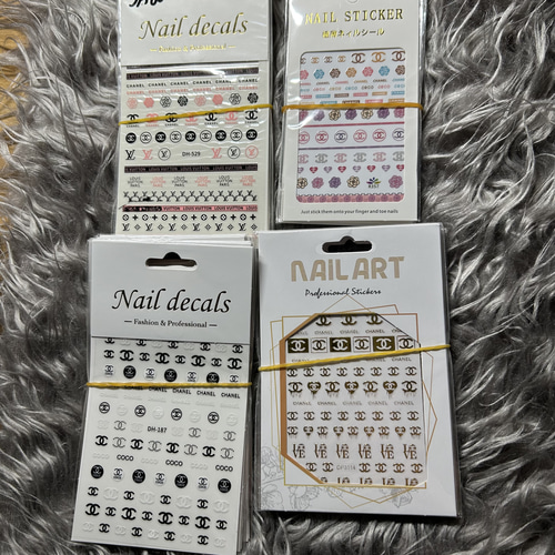 ネイルパーツ ブランドロゴ バラ売り可能 ブランドロゴネイルパーツ