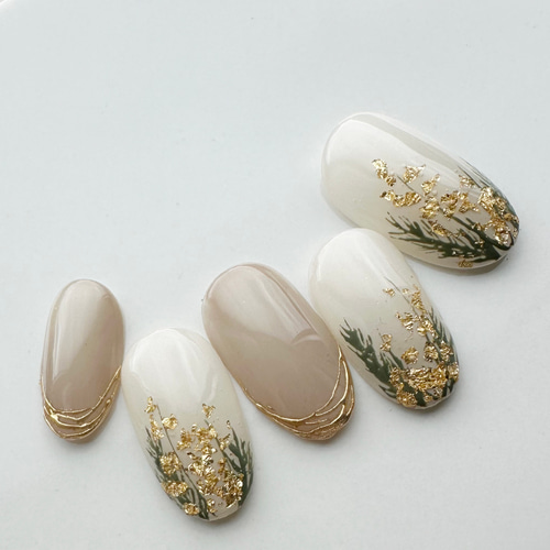 ミモザ⚪︎ ミモザネイル 金箔 春ネイル 春 花 フラワーネイル 誕生花