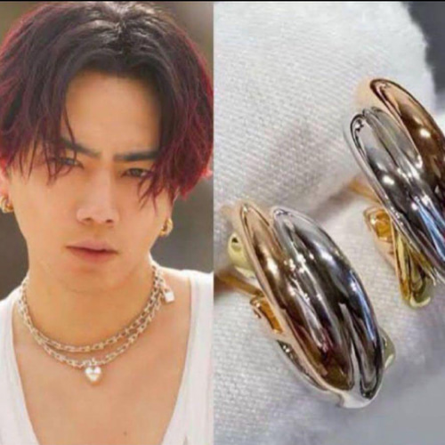 男性に人気！ ✨最高級✨k18gp✨両耳ピアス✨トリニティ✨芸能人✨ゴールド アクセサリー